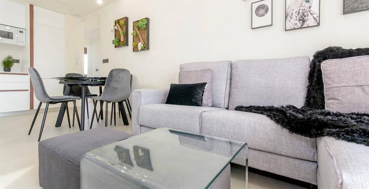 3 slaapkamer Penthouse te koop in Torrevieja met zwembad - € 325.000 (Ref: 6524597)