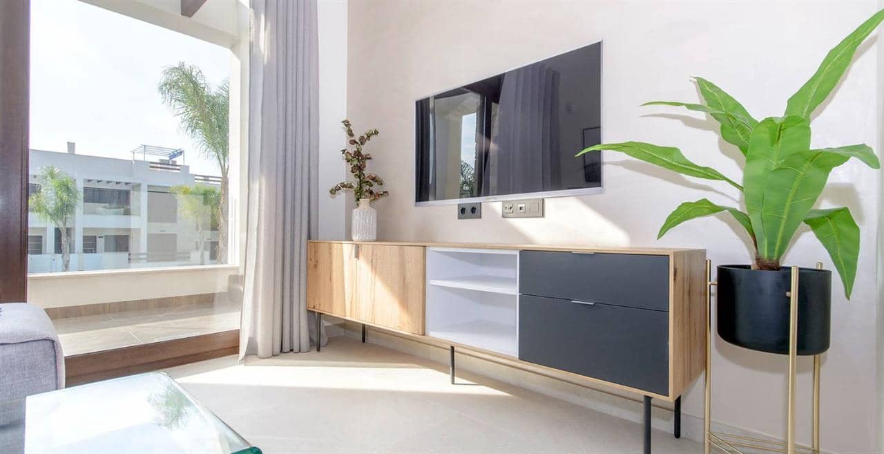 3 slaapkamer Penthouse te koop in Torrevieja met zwembad - € 325.000 (Ref: 6524597)