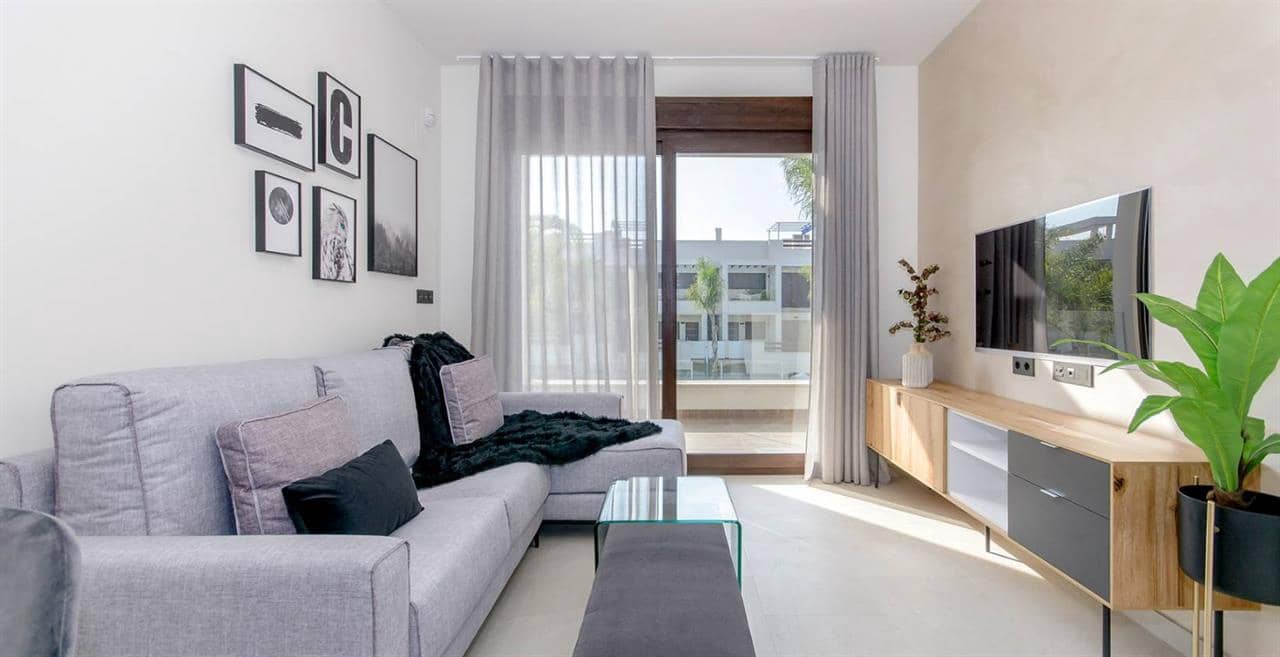 3 slaapkamer Penthouse te koop in Torrevieja met zwembad - € 325.000 (Ref: 6524597)