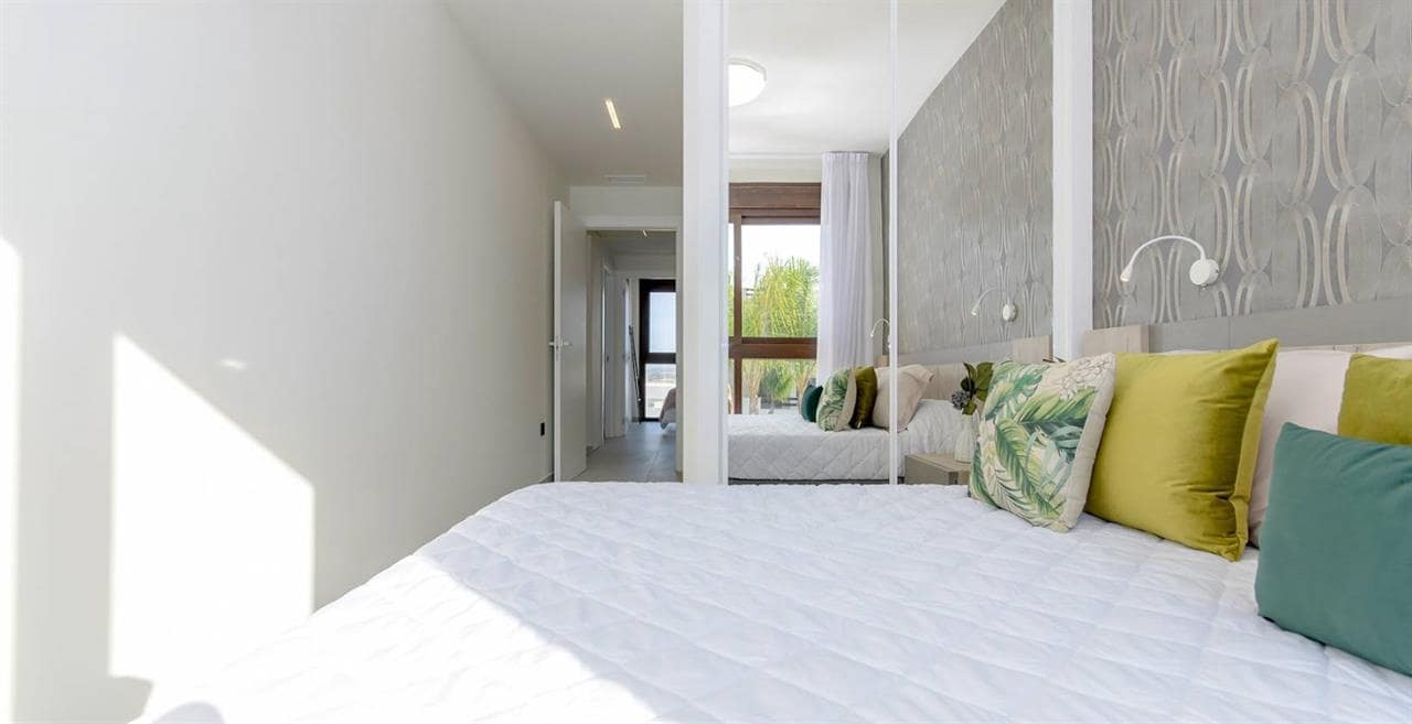 3 slaapkamer Penthouse te koop in Torrevieja met zwembad - € 325.000 (Ref: 6524597)