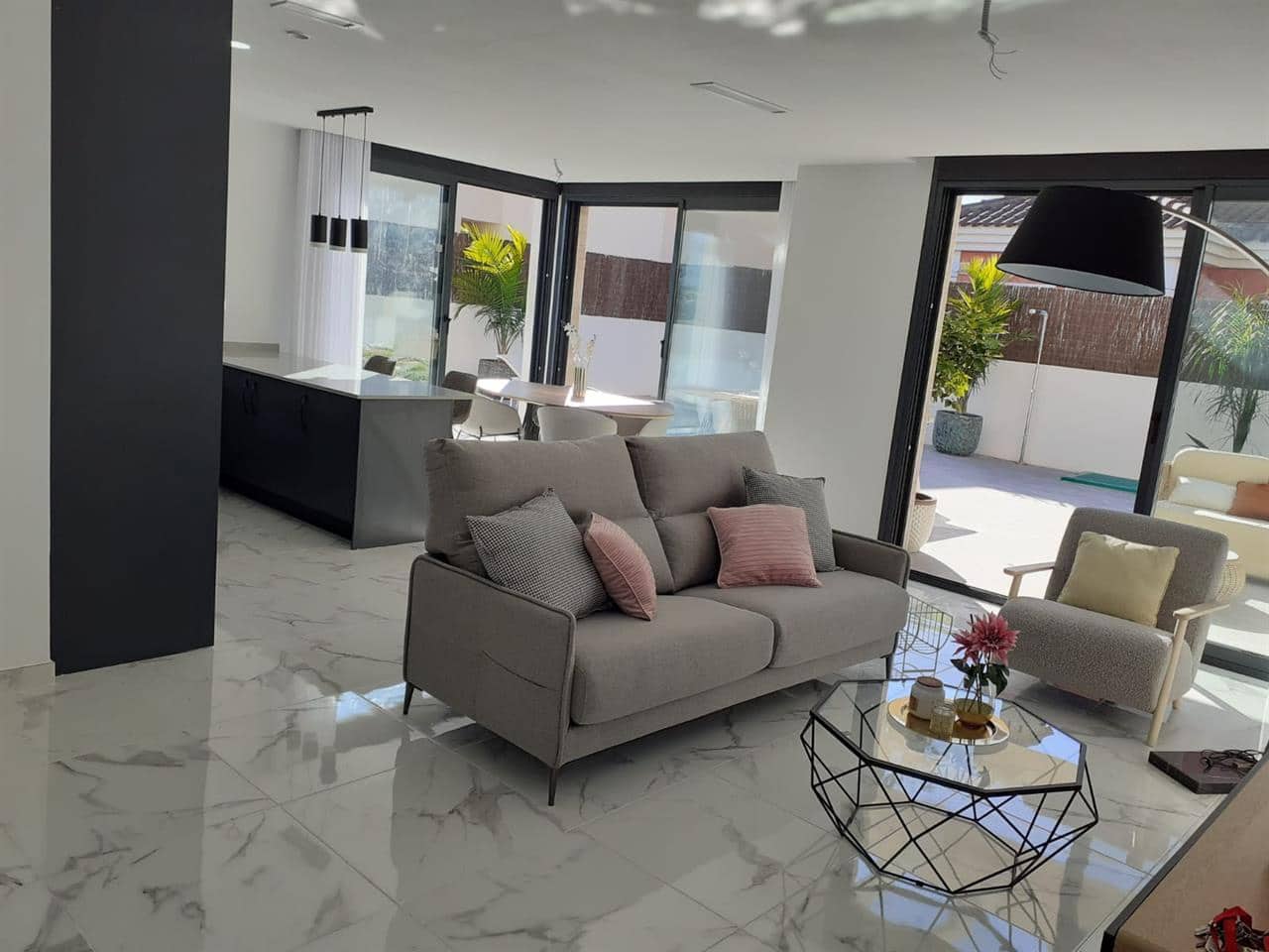 3 quarto Moradia para venda em Los Montesinos com piscina - 404 900 € (Ref: 6686864)