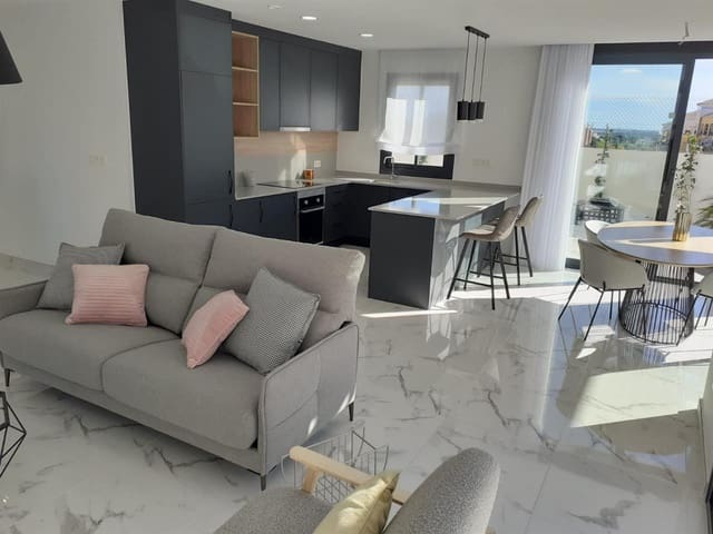 3 quarto Moradia para venda em Los Montesinos com piscina - 404 900 € (Ref: 6686864)