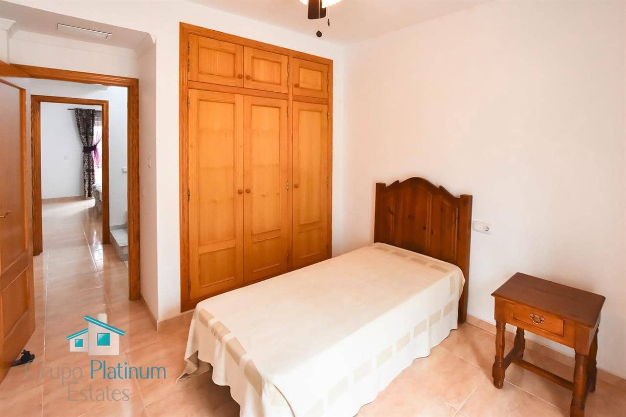 3 soveværelse Villa til salg i Pilar de Jaravia - € 229.999 (Ref: 6802704)