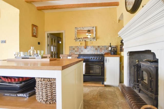 5 soveværelse Villa til salg i Lubrín med swimmingpool - € 385.000 (Ref: 7064073)