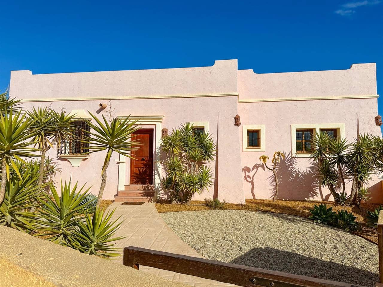 3 chambre Villa/Maison à vendre à Desert Springs avec piscine - 655 000 € (Ref: 7223120)