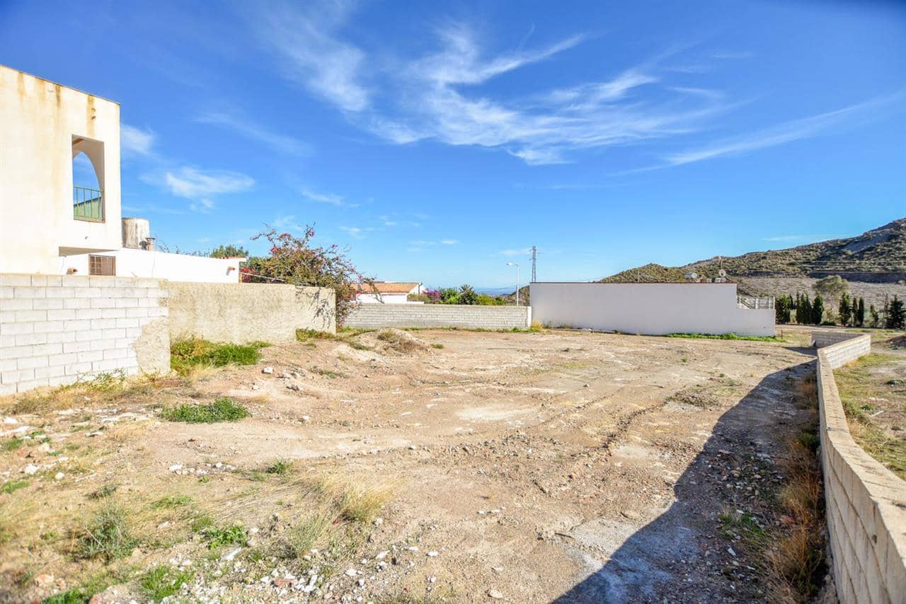 Grunde uden byggetilladelser til salg i Pilar de Jaravia - € 100.000 (Ref: 7275583)