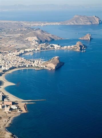 Garage til salg i Delicias, Aguilas - € 16.000 (Ref: 7453942)