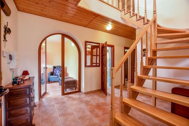 3 soveværelse Villa til salg i El Cucador, Zurgena med swimmingpool - € 299.000 (Ref: 7779546)