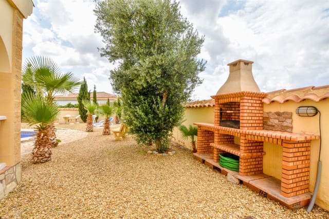 3 soveværelse Villa til salg i El Cucador, Zurgena med swimmingpool - € 299.000 (Ref: 7779546)