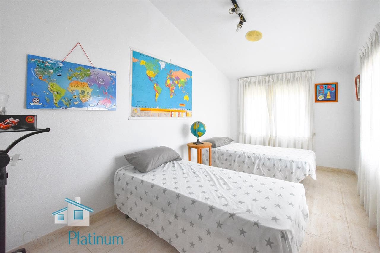 5 chambre Villa/Maison à vendre à Purias avec piscine - 499 900 € (Ref: 7866012)