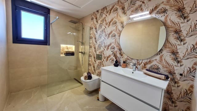 3 slaapkamer Villa te koop in San Pedro del Pinatar ciudad, San Pedro del Pinatar met zwembad - € 345.000 (Ref: 7921039)