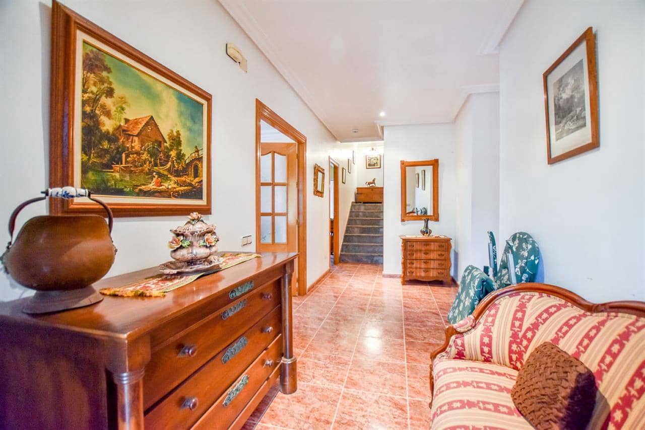 4 soveværelse Villa til salg i Pilar de Jaravia - € 330.000 (Ref: 7973845)