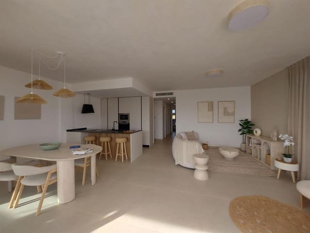 2 slaapkamer Penthouse te koop in La Manga del Mar Menor met zwembad - € 325.000 (Ref: 8135008)