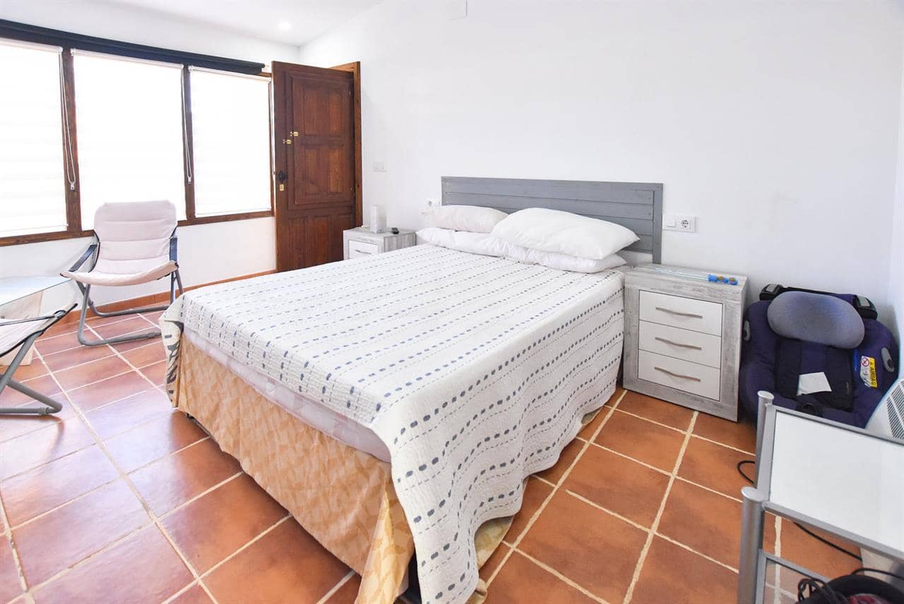 4 soveværelse Villa til salg i El Largo med swimmingpool - € 249.500 (Ref: 8197790)