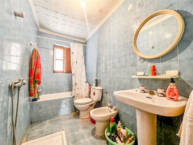 7 slaapkamer Rijtjeshuis te koop in La Huelga, Sorbas - € 125.000 (Ref: 8197796)