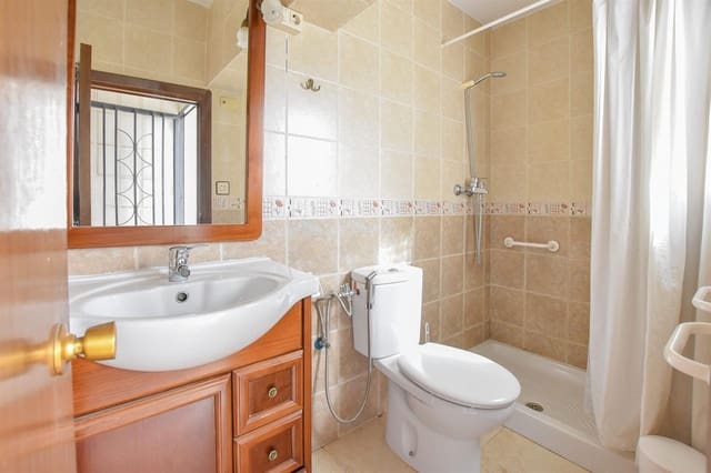 4 sovrum Radhus till salu i Santopétar, Taberno - 89 000 € (Ref: 8211029)