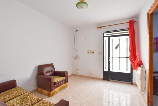 4 sovrum Radhus till salu i Santopétar, Taberno - 89 000 € (Ref: 8211029)