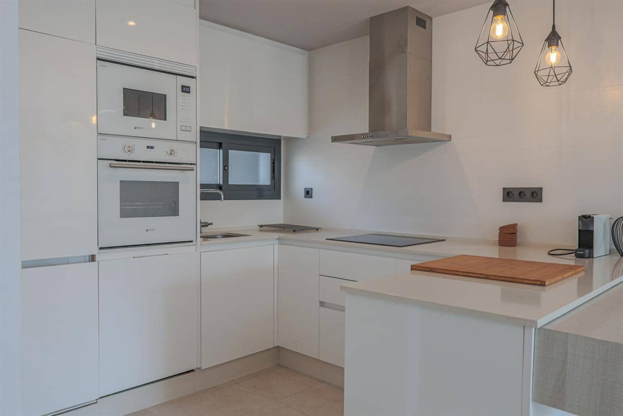 3 bedroom Apartment for sale in El Raso with pool - € 295,000 (Ref: 8370671)