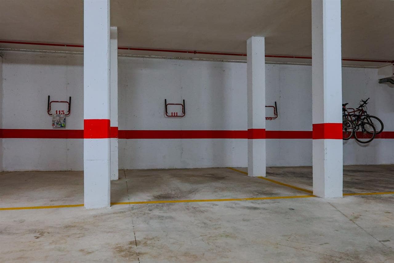 3 bedroom Apartment for sale in El Raso with pool - € 295,000 (Ref: 8370671)