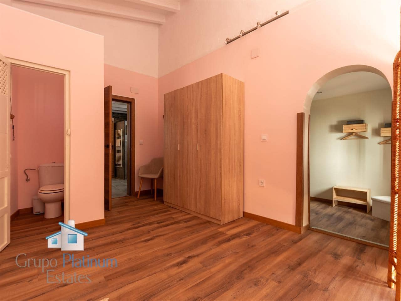 6 makuuhuone Huvila myytävänä paikassa Antas mukana uima-altaan - 675 000 € (Ref: 8399494)