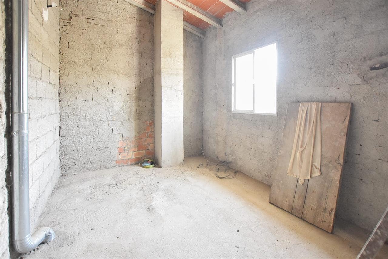 3 slaapkamer Villa te koop in Los Pardos - € 110.000 (Ref: 8424161)