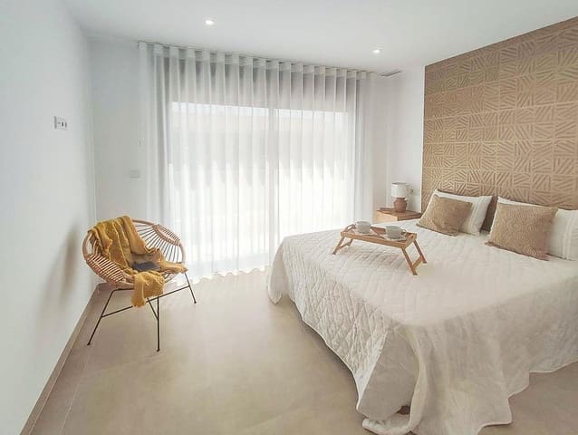 3 bedroom Villa for sale in Los Peñascos - El Salero - Los Imbernones, San Pedro del Pinatar with pool - € 420,000 (Ref: 8473748)