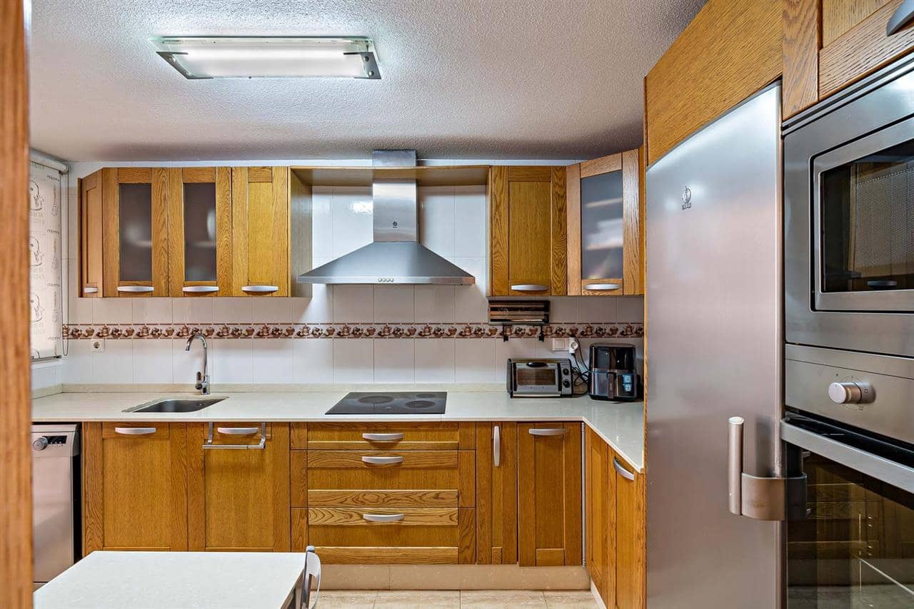 4 quarto Moradia em Banda para venda em Cuevas del Almanzora com garagem - 189 000 € (Ref: 8487319)