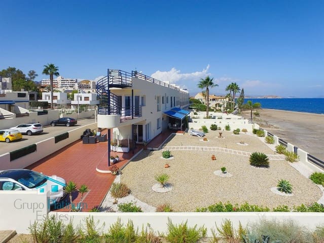 3 soveværelse Rækkehus til salg i El Pozo del Esparto, Cuevas del Almanzora med swimmingpool - € 475.000 (Ref: 8511498)