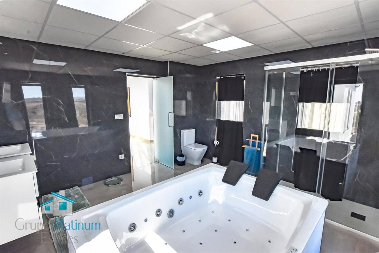 3 soveværelse Villa til salg i Pilar de Jaravia - € 795.000 (Ref: 8533742)