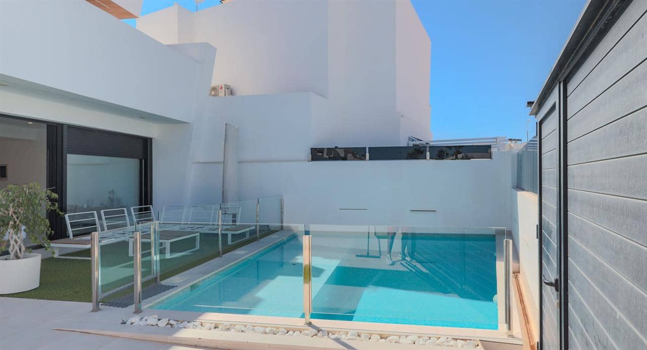 3 sypialnia Dom szeregowy na sprzedaż w Santiago de la Ribera z basenem - 410 000 € (Ref: 8573932)