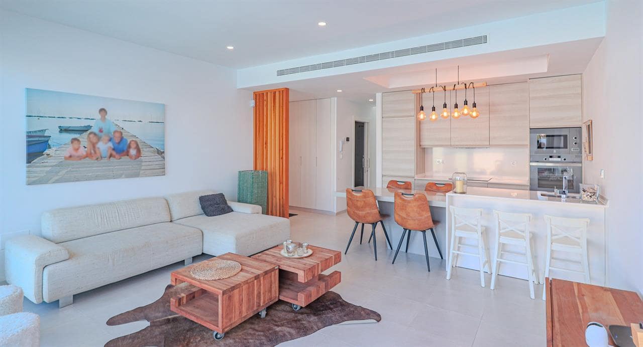 3 sypialnia Dom szeregowy na sprzedaż w Santiago de la Ribera z basenem - 410 000 € (Ref: 8573932)