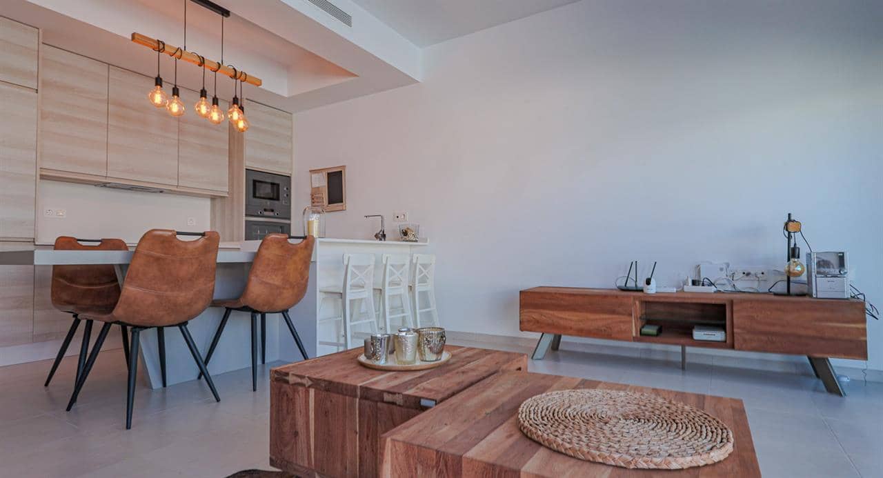 3 sypialnia Dom szeregowy na sprzedaż w Santiago de la Ribera z basenem - 410 000 € (Ref: 8573932)