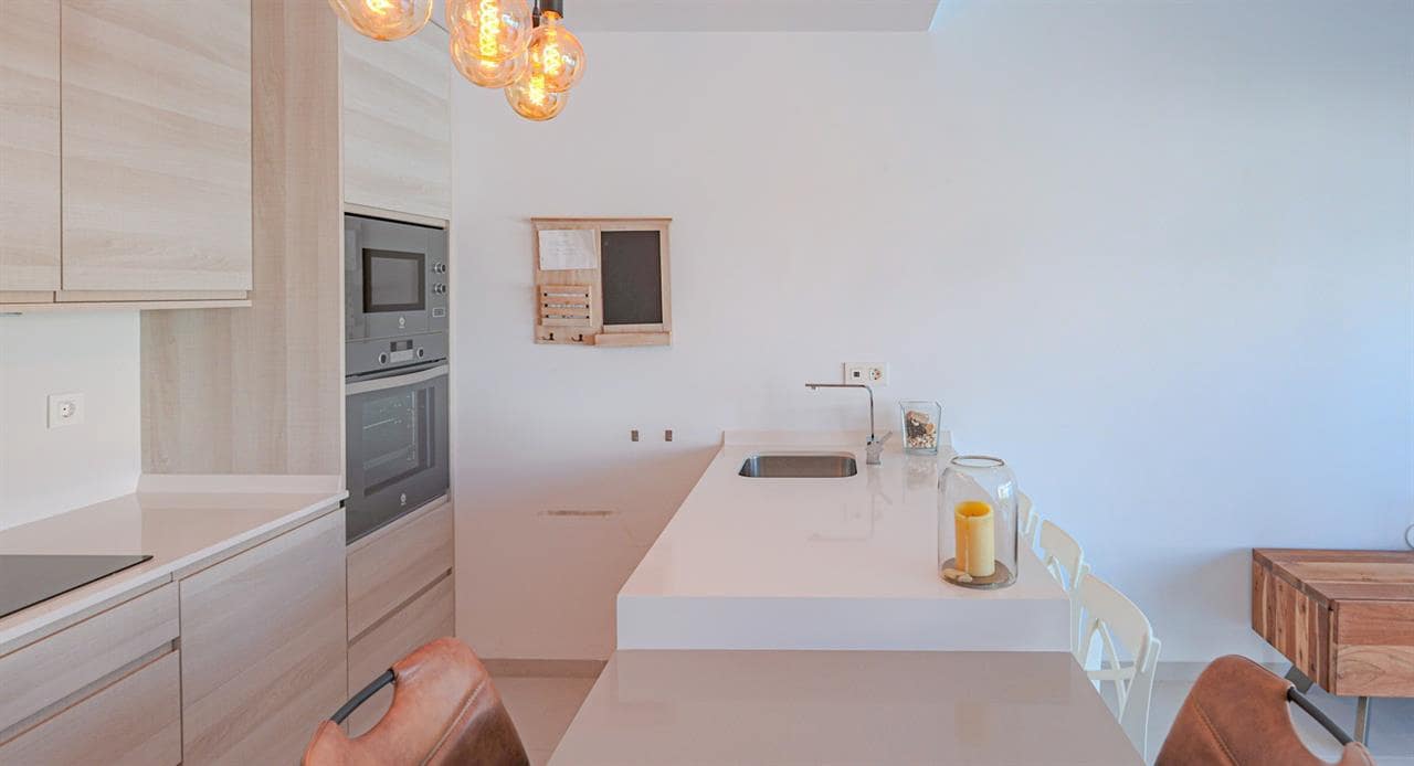 3 sypialnia Dom szeregowy na sprzedaż w Santiago de la Ribera z basenem - 410 000 € (Ref: 8573932)