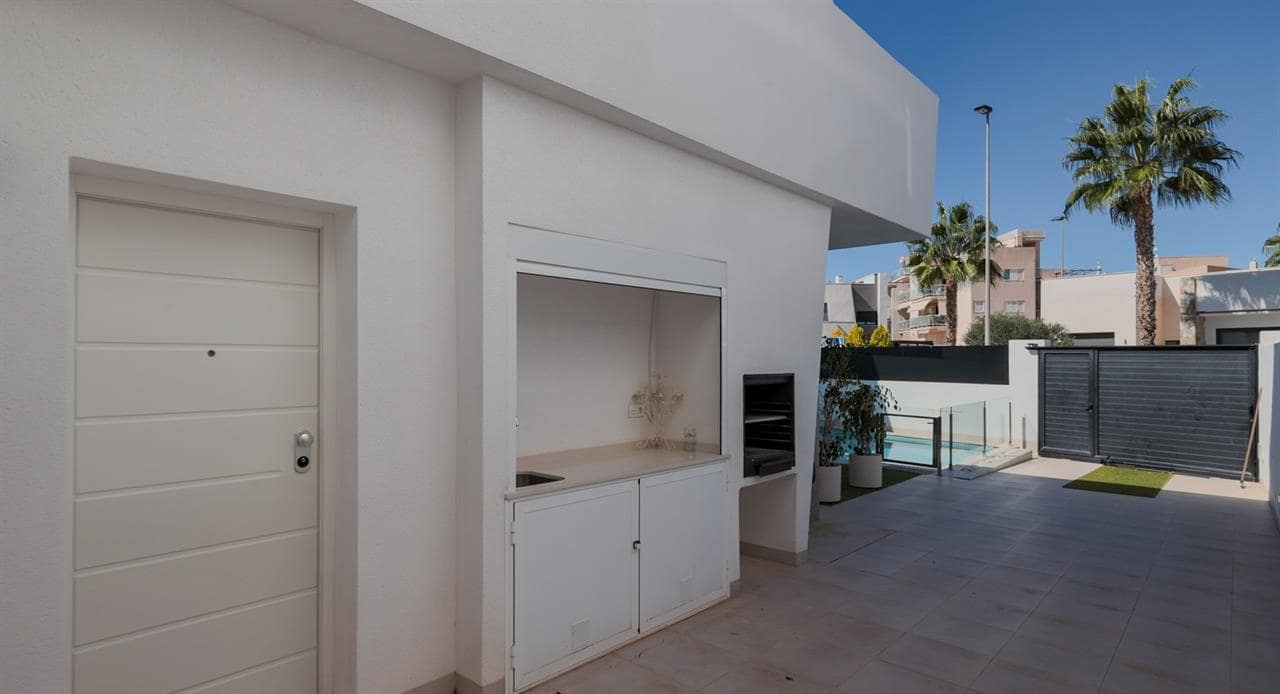 3 sypialnia Dom szeregowy na sprzedaż w Santiago de la Ribera z basenem - 410 000 € (Ref: 8573932)