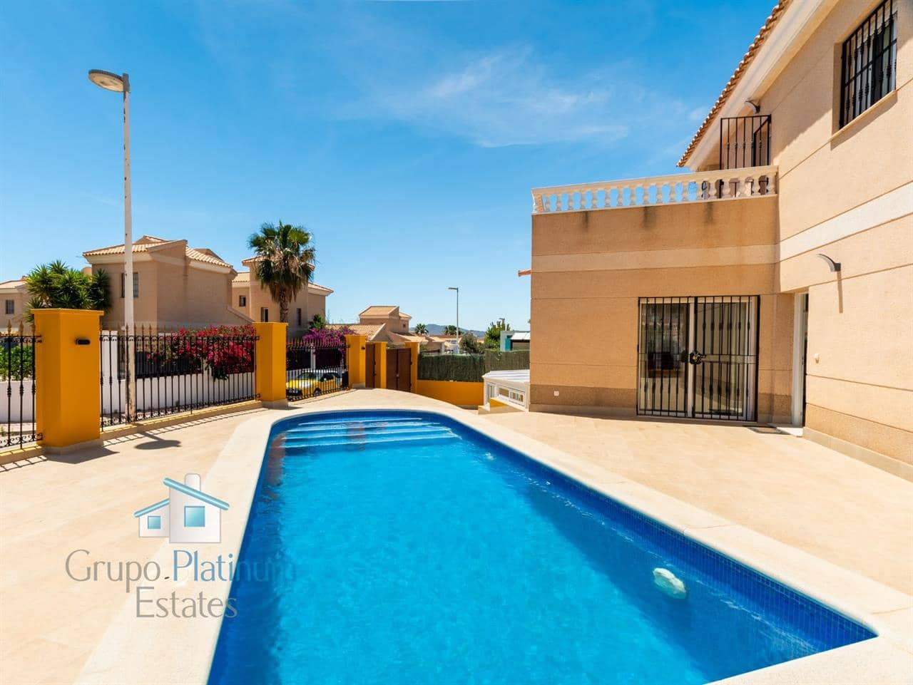 2 bedroom Villa for sale in San Juan de los Terreros with pool - € 397,000 (Ref: 8582189)