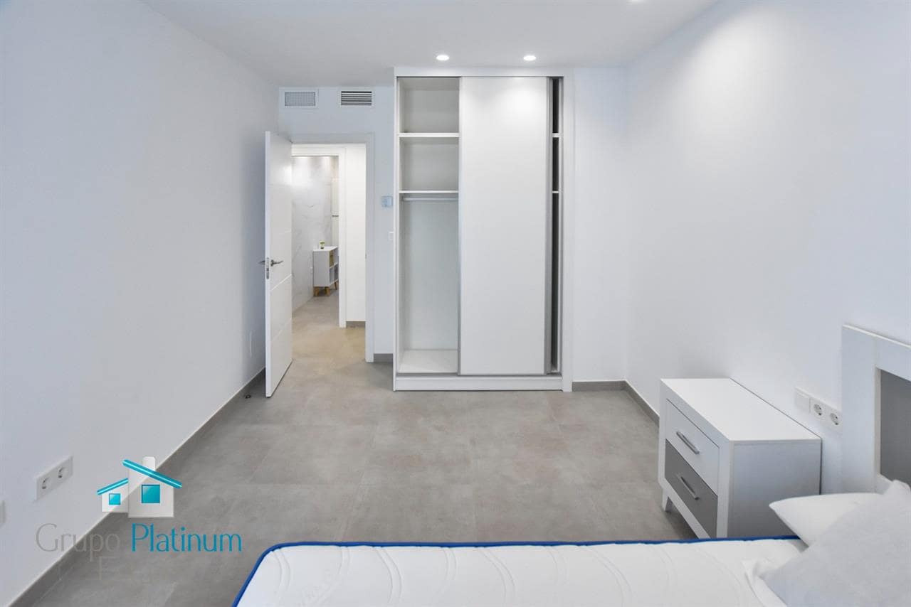 3 soveværelse Rækkehus til salg i San Juan de los Terreros med swimmingpool - € 299.999 (Ref: 8588383)