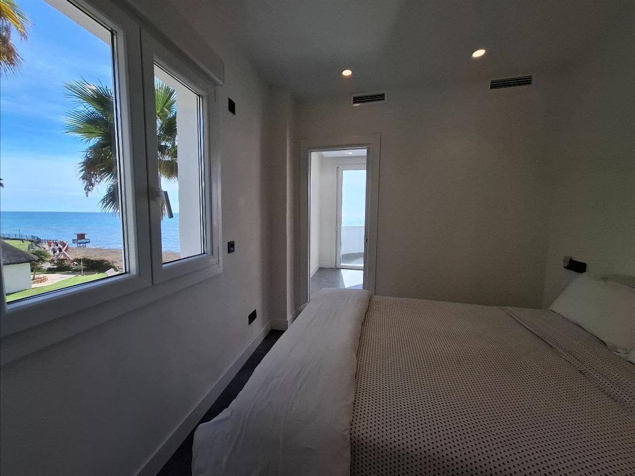 2 slaapkamer Appartement te koop in Calahonda met zwembad - € 550.000 (Ref: 8630003)