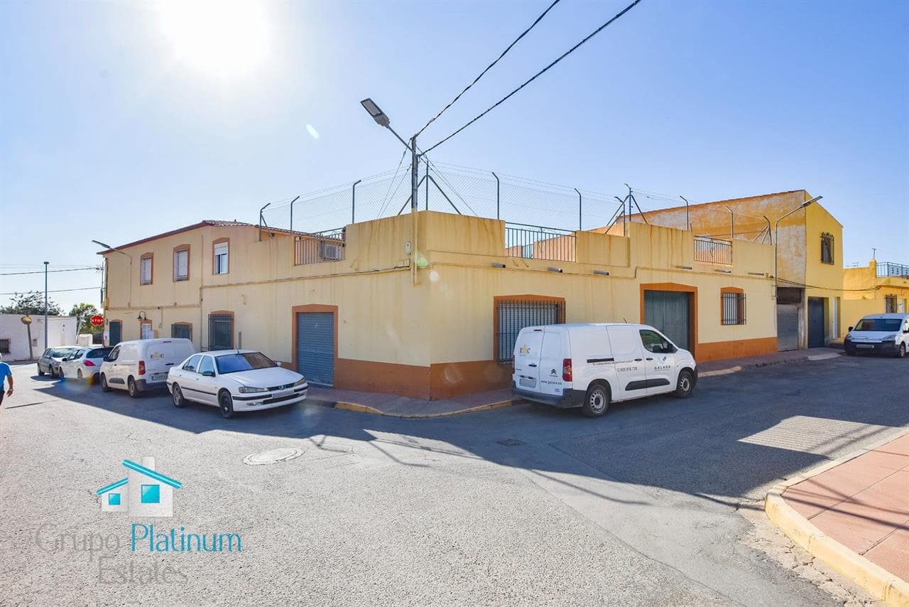 3 soverom Kommersiell til salgs i Pilar de Jaravia - € 270 000 (Ref: 8644804)