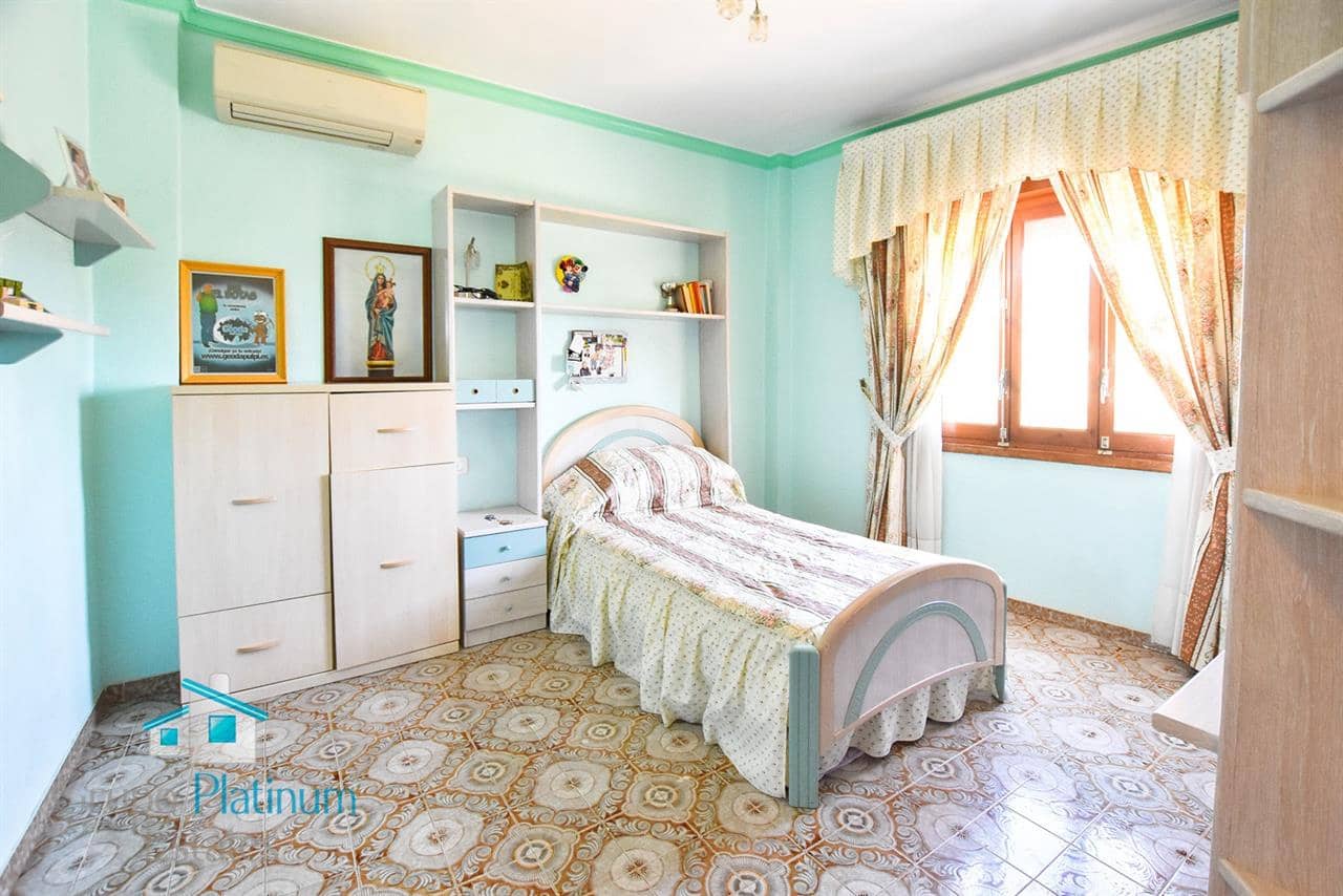 3 soverom Kommersiell til salgs i Pilar de Jaravia - € 270 000 (Ref: 8644804)