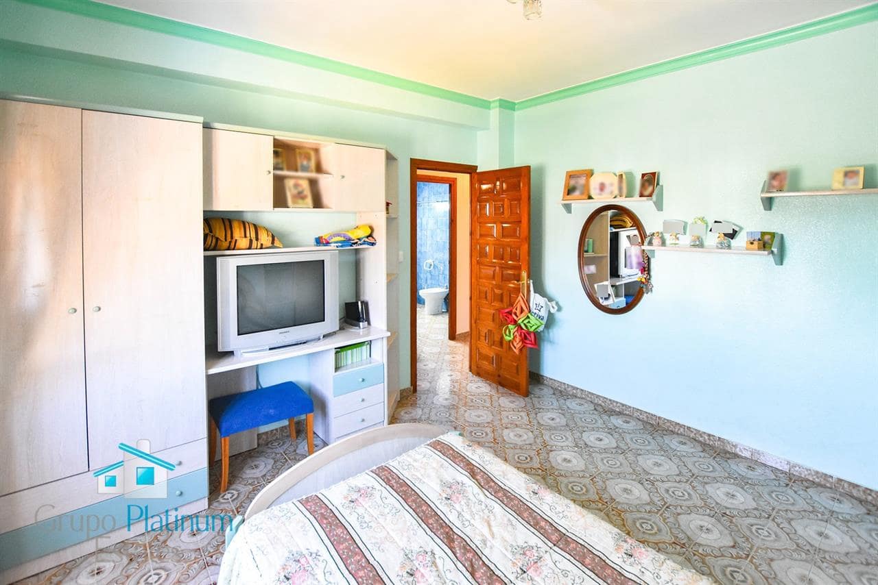 3 soverom Kommersiell til salgs i Pilar de Jaravia - € 270 000 (Ref: 8644804)