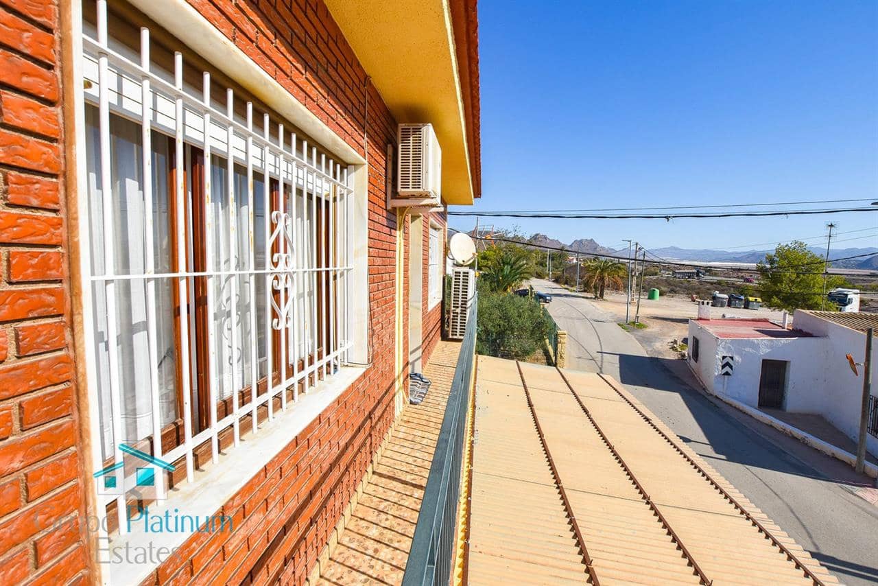 3 soverom Kommersiell til salgs i Pilar de Jaravia - € 270 000 (Ref: 8644804)