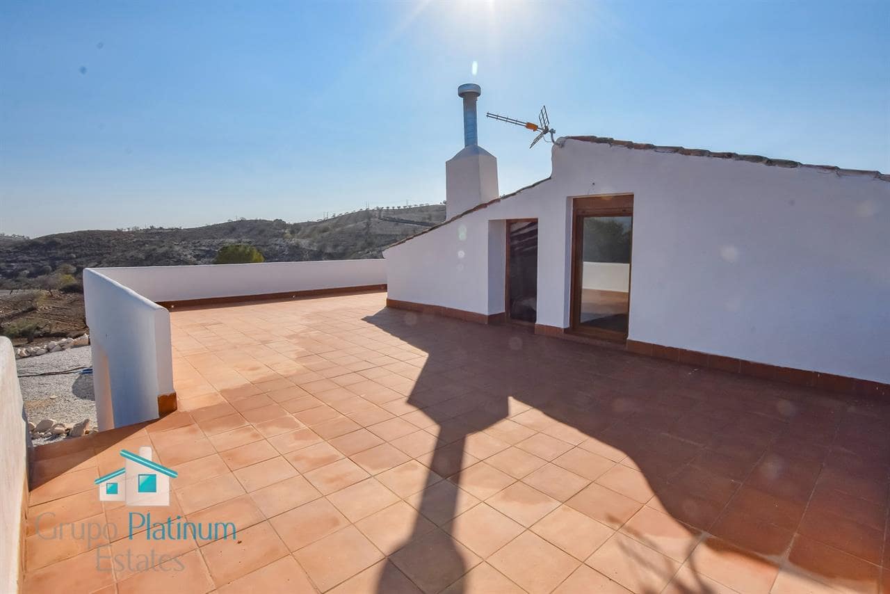 5 sovrum Villa till salu i Henares med pool - 259 000 € (Ref: 8645820)