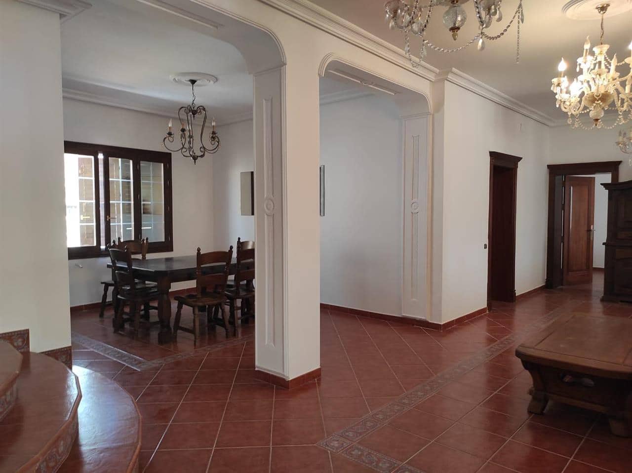 10 soveværelse Villa til salg i Cela - € 395.000 (Ref: 8671791)