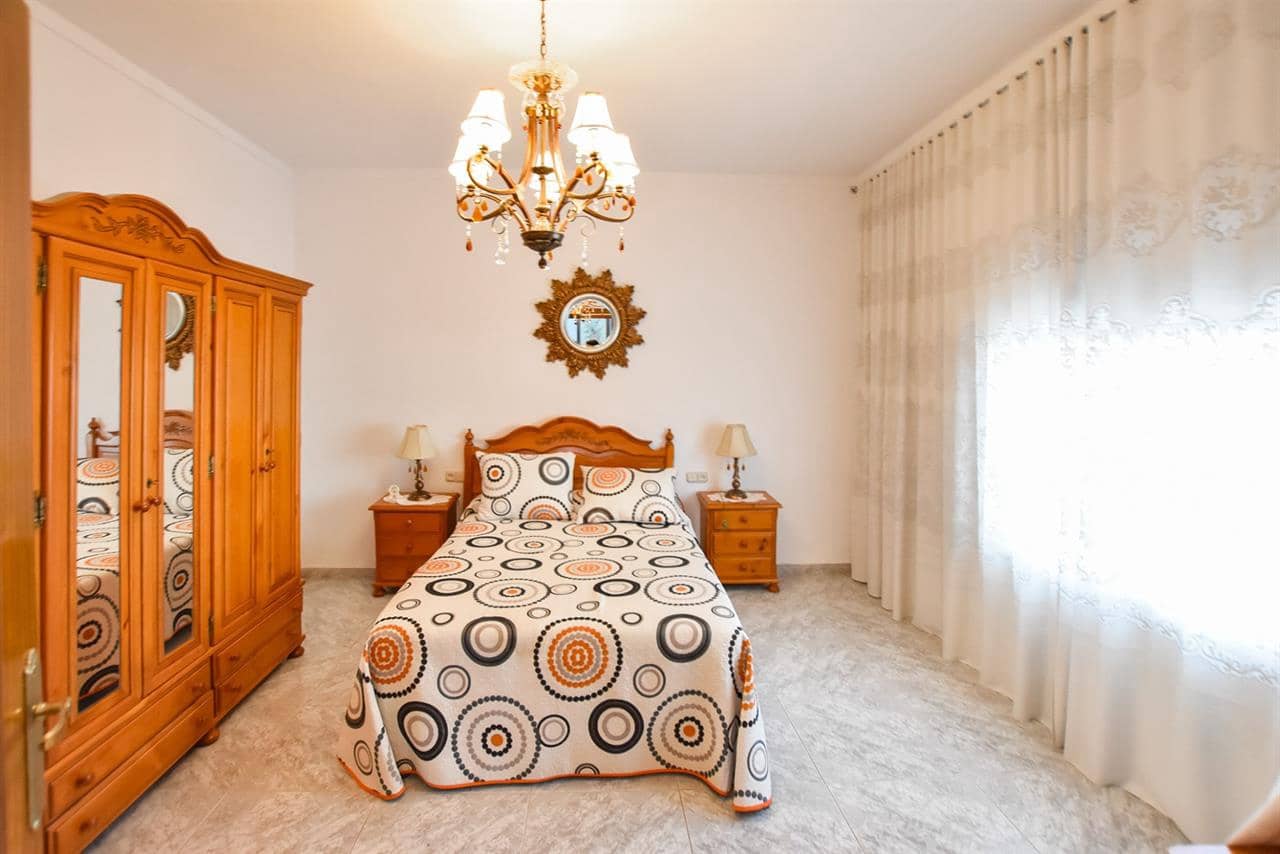 3 bedroom Villa for sale in La Alfoquia - € 159,000 (Ref: 8703914)