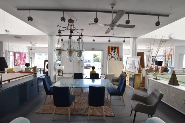 Commercial for sale in Mojácar - € 2,060,000 (Ref: 8714557)