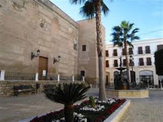 Comercial para venda em Vera Ciudad, Vera - 89 800 € (Ref: 8759874)