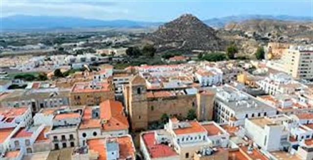 Comercial para venda em Vera Ciudad, Vera - 89 800 € (Ref: 8759874)