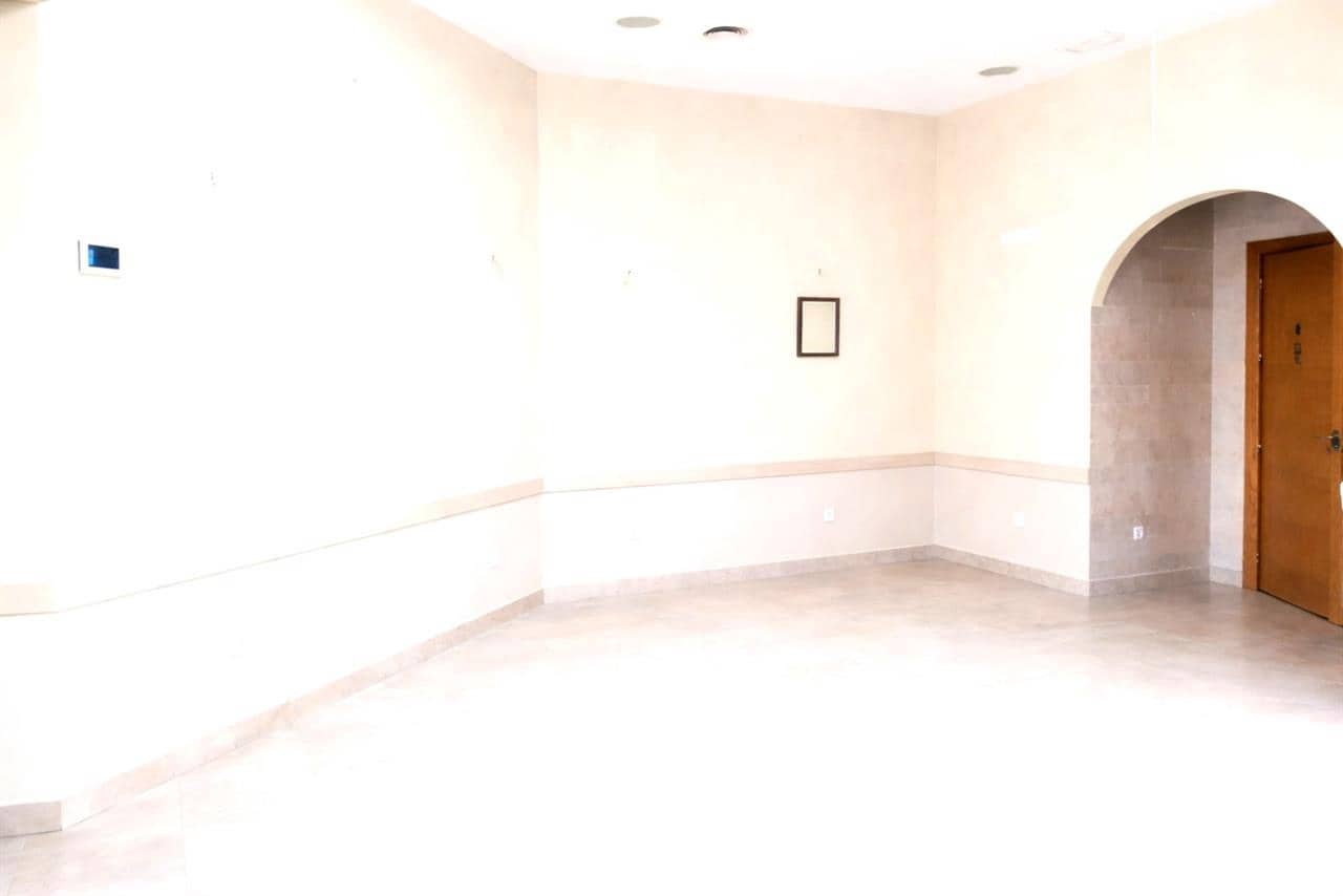 Komercyjne do wynajęcia w San Juan de los Terreros - 1 400 € (Ref: 8868430)