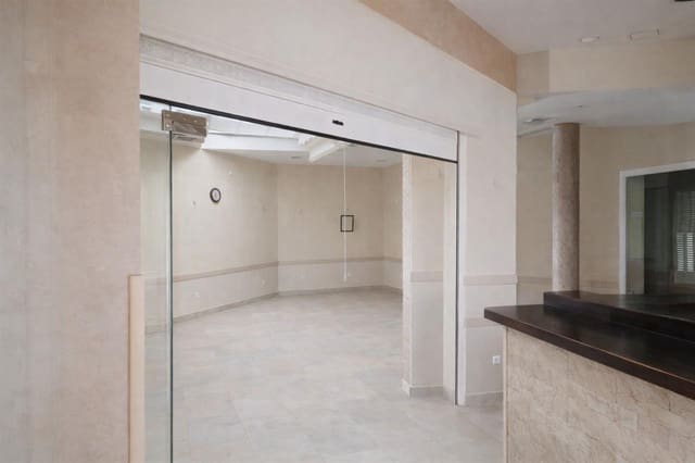 Local Commercial à louer à San Juan de los Terreros, Pulpí - 1 400 € (Ref: 8868430)