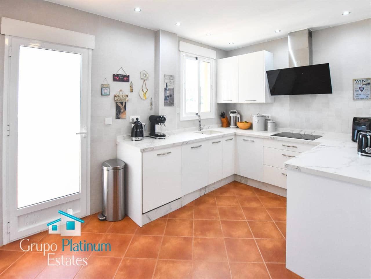 4 soveværelse Villa til salg i San Juan de los Terreros med swimmingpool - € 469.950 (Ref: 8962259)